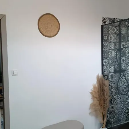 Appartement Ubuntu House - Charleroi Extérieur photo