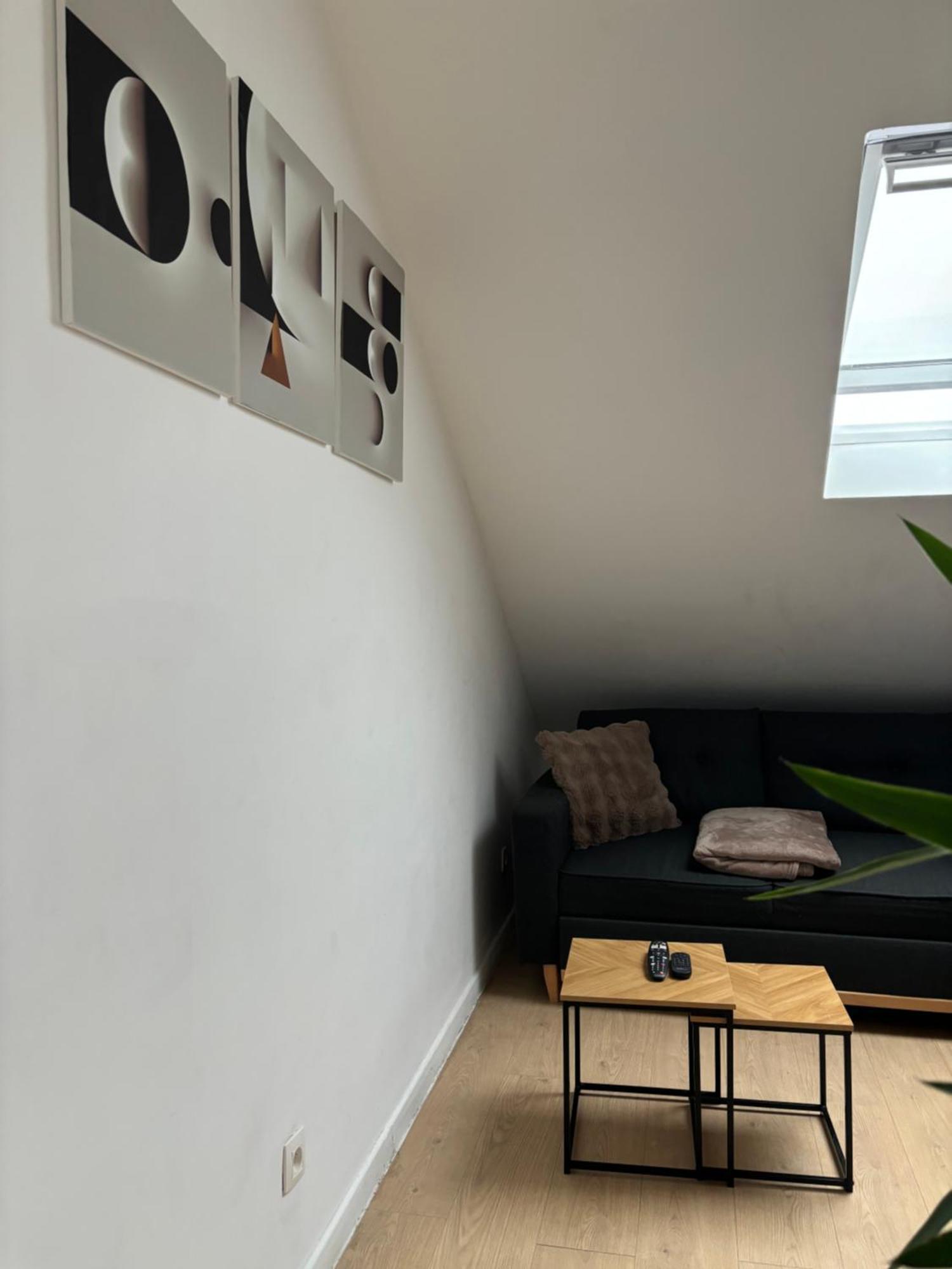 Ubuntu House - Homestay Charleroi